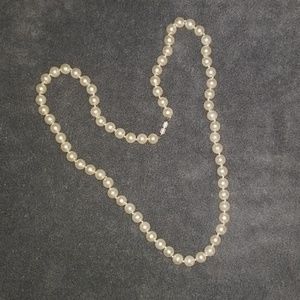 Pearl necklace